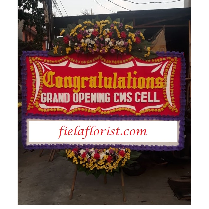 Bunga papan  congratulations  sangat memeriahkan perayaan tahunan Anda.